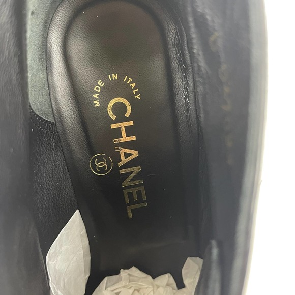 Chanel CC Logo Wedge Ankle Boots Gold Chain Black Size 39.5 - Picture 9 of 12